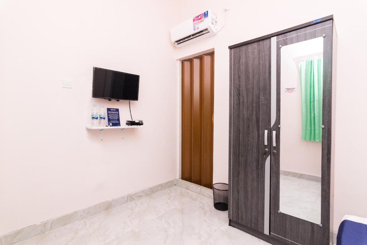 Oyo 1917 Mamora Homestay Batam Экстерьер фото