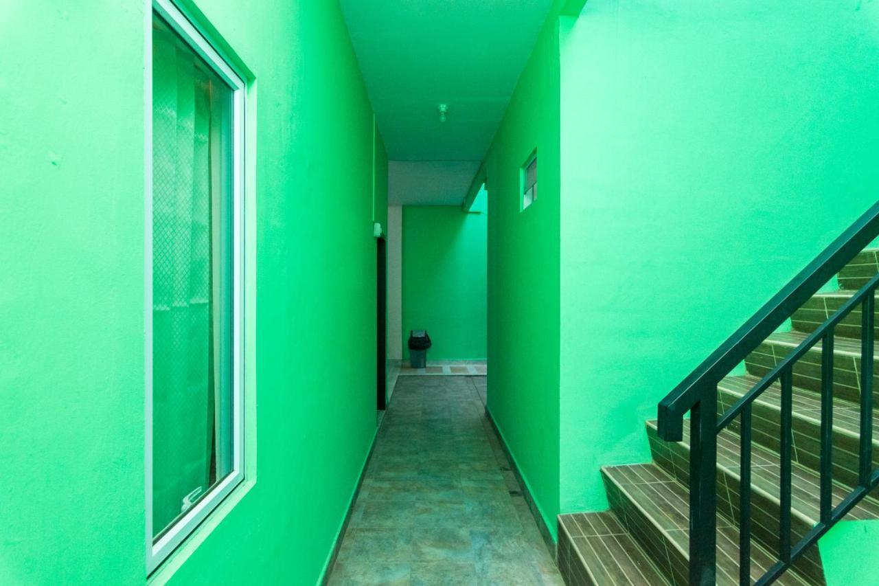 Oyo 1917 Mamora Homestay Batam Экстерьер фото